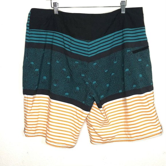 Patagonia Stretch Planing Board Shorts Size 40 - Picture 7 of 10